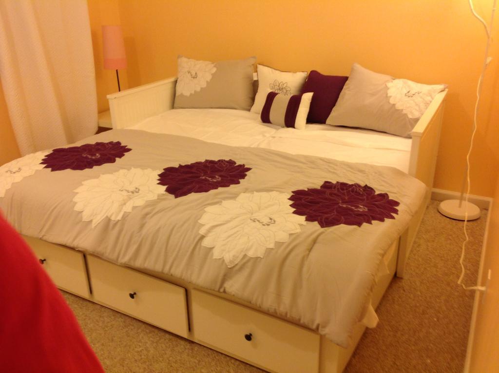 Mojoy Homesuites At Runyon Newark Kültér fotó
