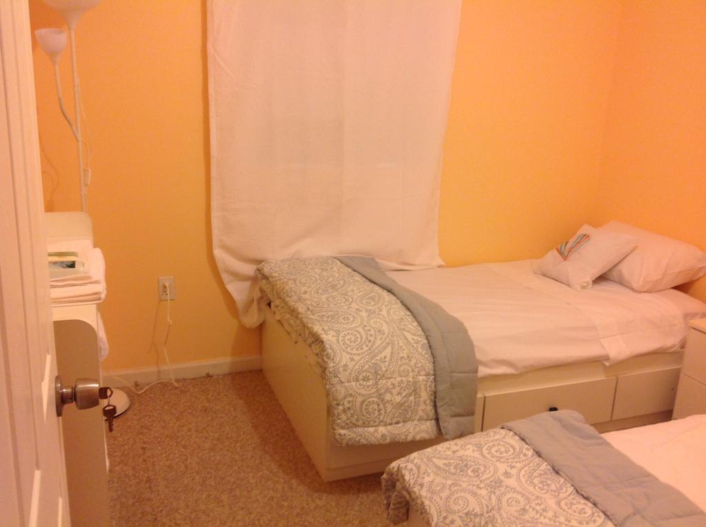 Mojoy Homesuites At Runyon Newark Kültér fotó