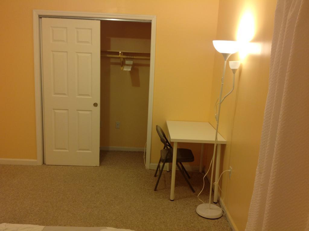 Mojoy Homesuites At Runyon Newark Kültér fotó