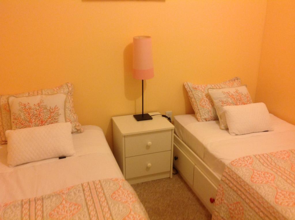 Mojoy Homesuites At Runyon Newark Kültér fotó